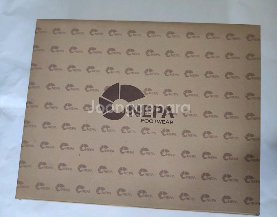 네파등산화(240)--5