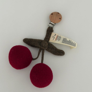 노키모어 콩제슬래드 체리 딸랑이