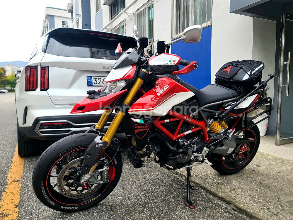 20년 하이퍼모타드 950sp 팝니다 (구변초완전풀옵션--1