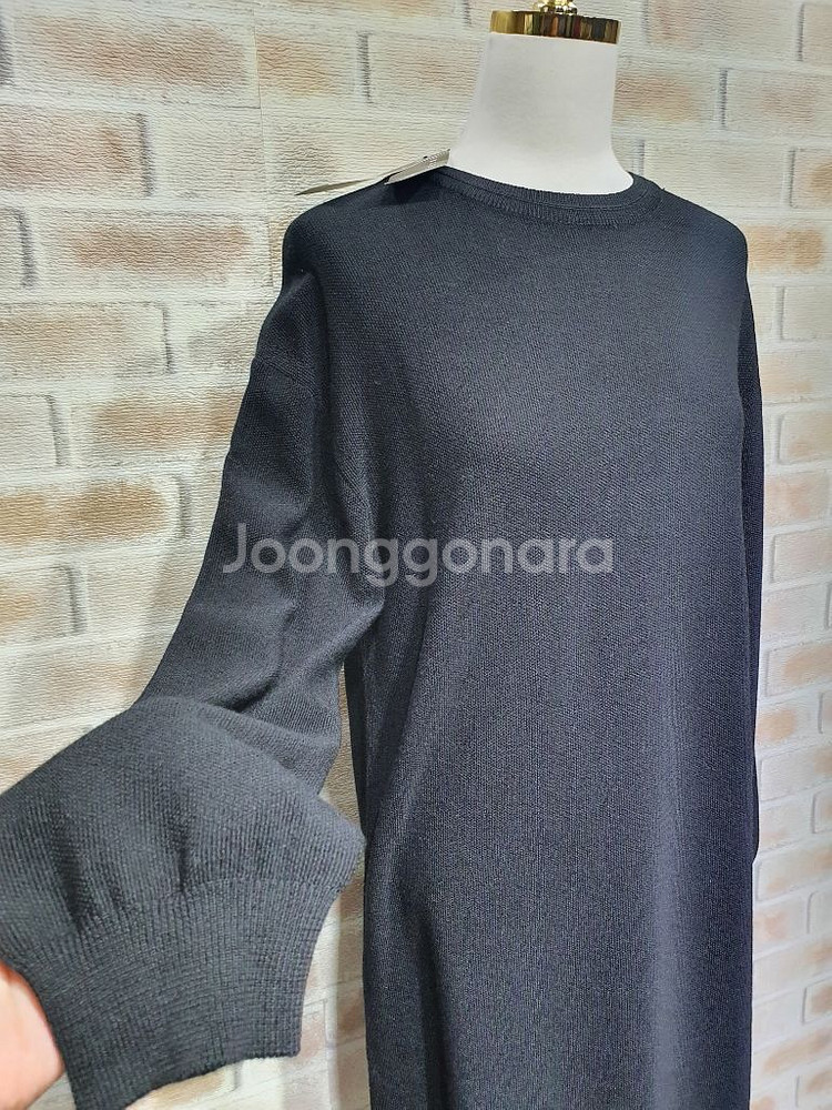 택부착 318,000 시슬리 레이스 배색 울니트 원피스--5