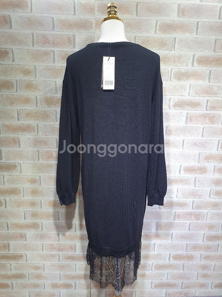 택부착 318,000 시슬리 레이스 배색 울니트 원피스--8