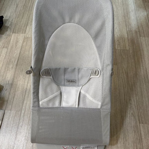 베이비뵨 바운서 매쉬그레이