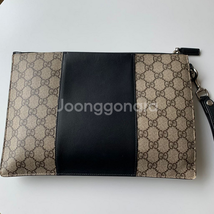 구찌 GG 수프림 클러치--5