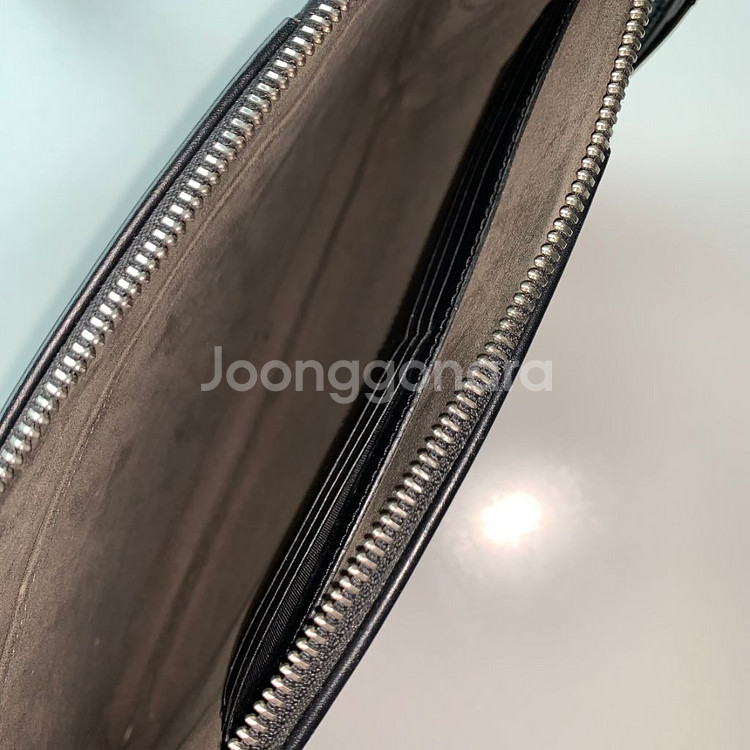 구찌 GG 수프림 클러치--8