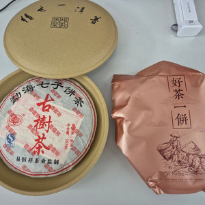 [보이차]운남성 보이차 고수차 357g 2008년산