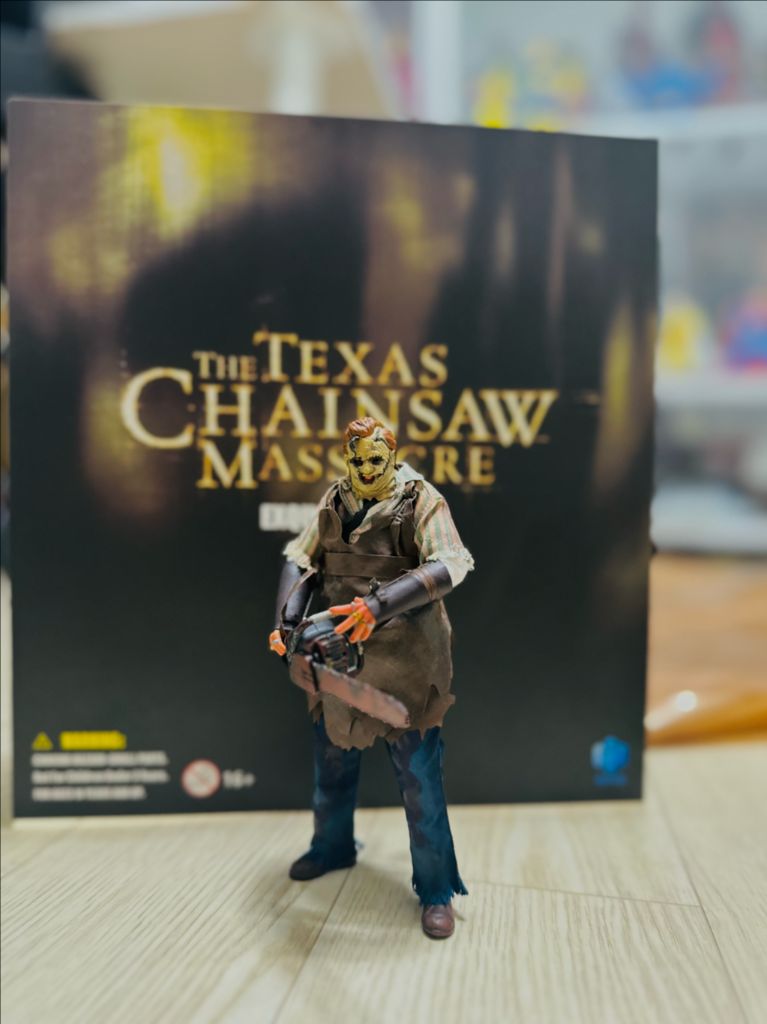 히야토이즈 텍사스 전기톱학살 레더페이스2003팝니다