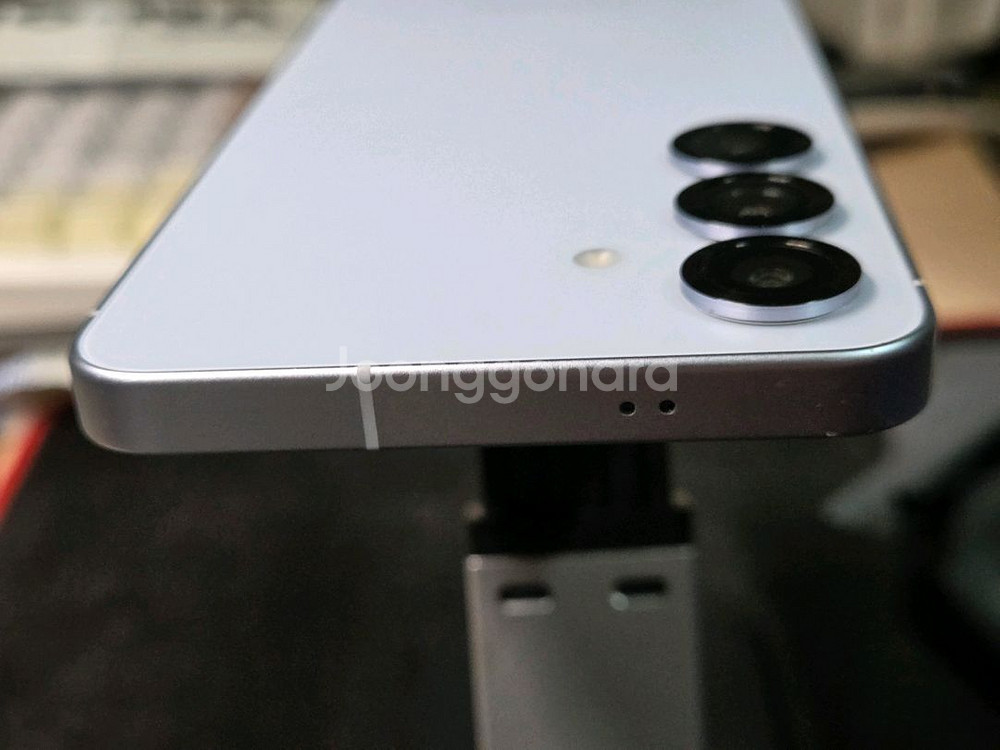 [서울] 갤럭시 S25 256g 아이스블루 75만원--2
