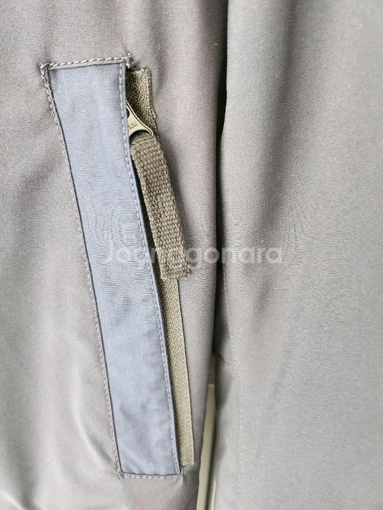 스톤아일랜드 주니어 프리마로프트 패딩--4