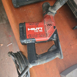 힐티함마드릴 TE15