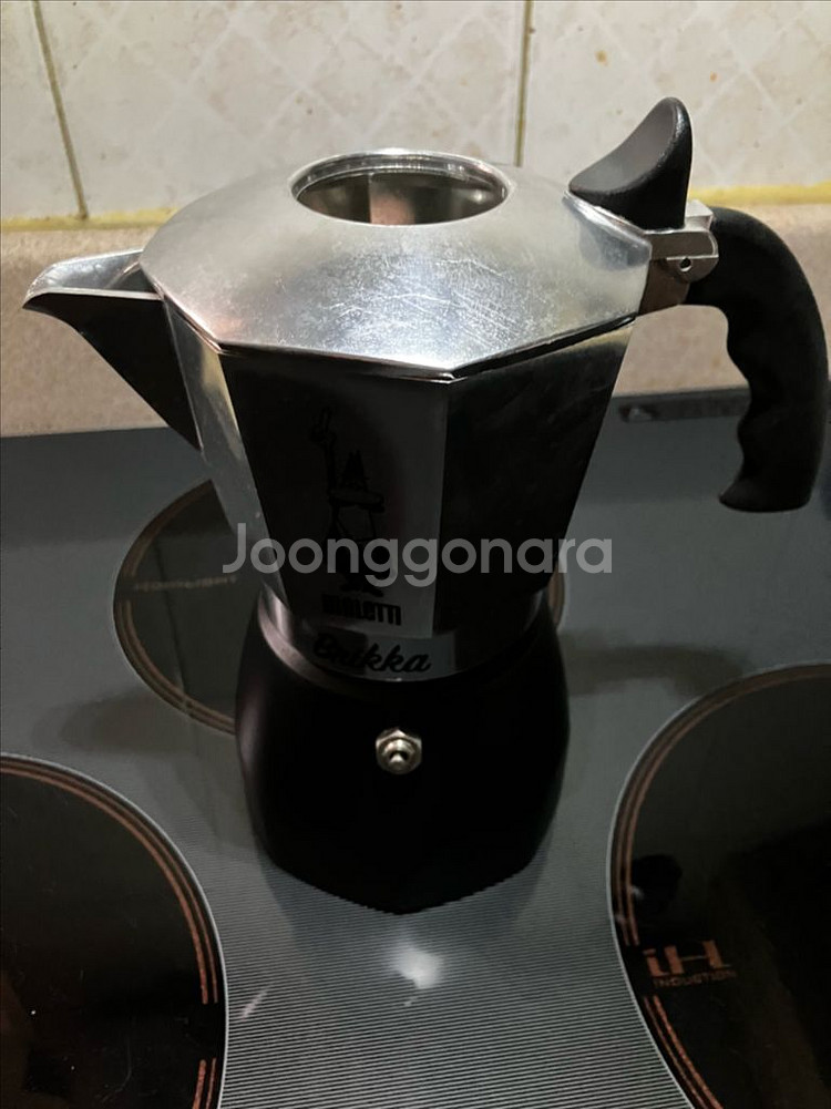 비알레띠 뉴브리카 4컵 판매합니다--0