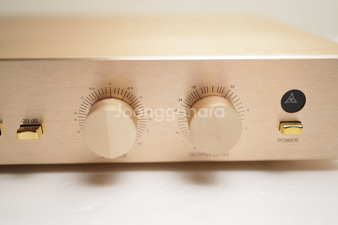 FM 어쿠스틱스 FM255 MK II 복각 프리앰프--2