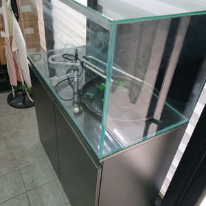 아쿠아 가든 디아망 3자수조 판매합니다.