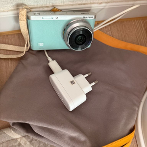 삼성 NX mini 민트 미러리스 카메라