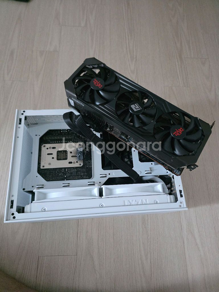 RX6900XT 16GB 레드데빌 그래픽 판매합니다.--4