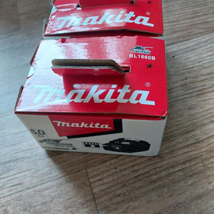 마끼다 배터리 6ah두개