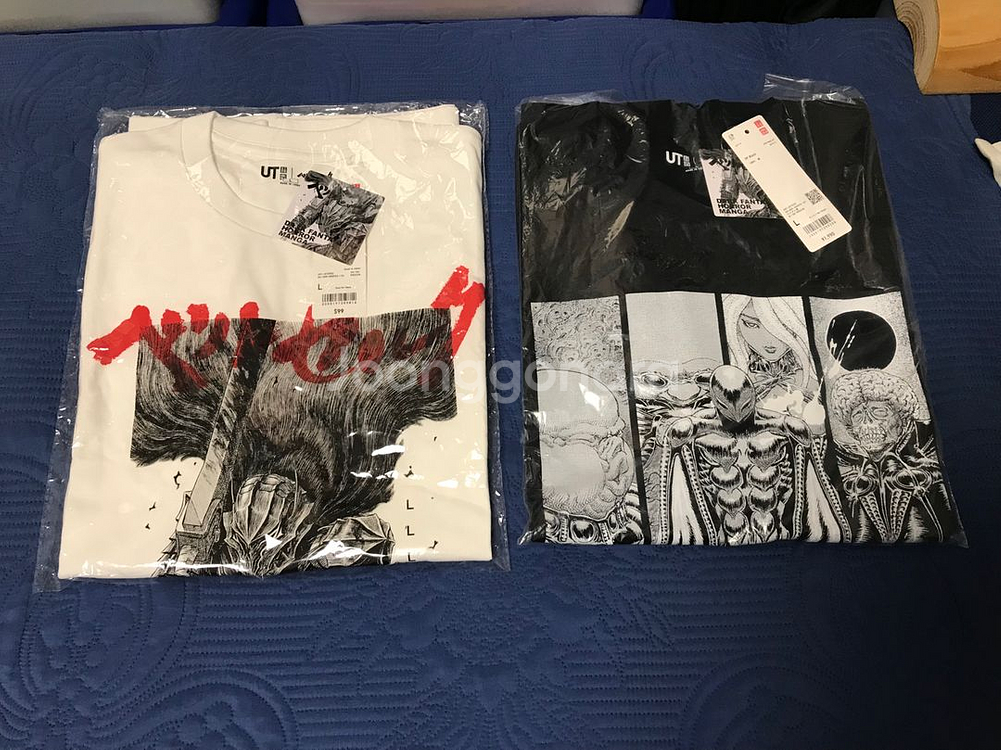 유니클로 ut 만화 베르세르크 콜라보 반팔 티셔츠 2종 L 사이즈 미사용 새상품--0