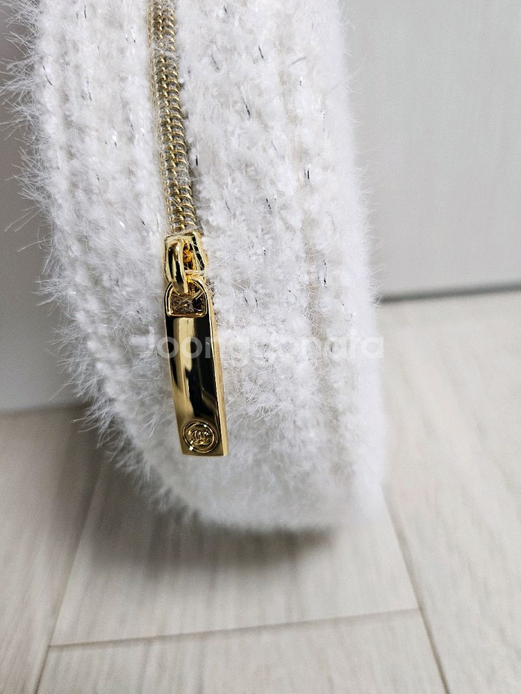 정품) 샤넬 트위드 화이트 원형 파우치 (코스메틱)--2