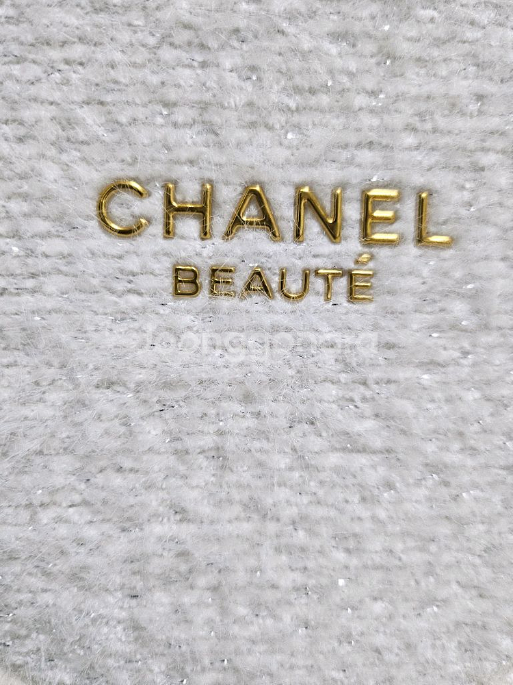 정품) 샤넬 트위드 화이트 원형 파우치 (코스메틱)--1