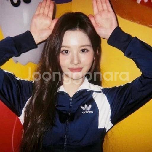 설윤 아디다스 파이어버드 저지 네이비 S--1