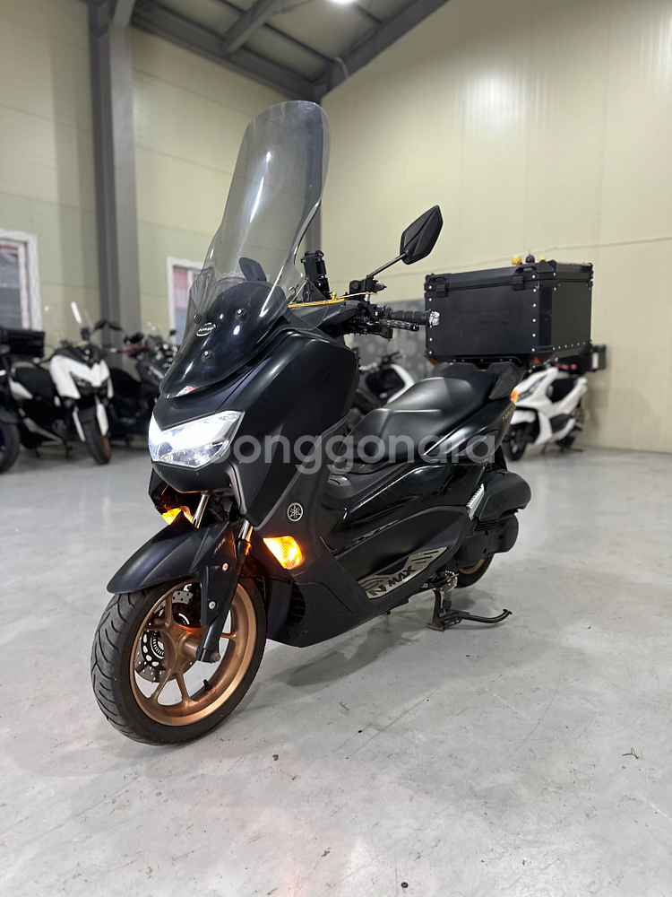 22년식 야마하 Nmax125 1만Km 깔끔한 차량판매--1