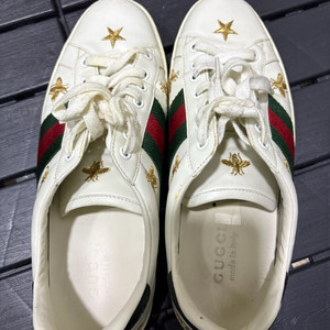 구찌 자수 스니커즈 270