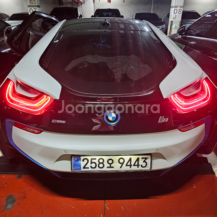 bmw i8 팝니다--1