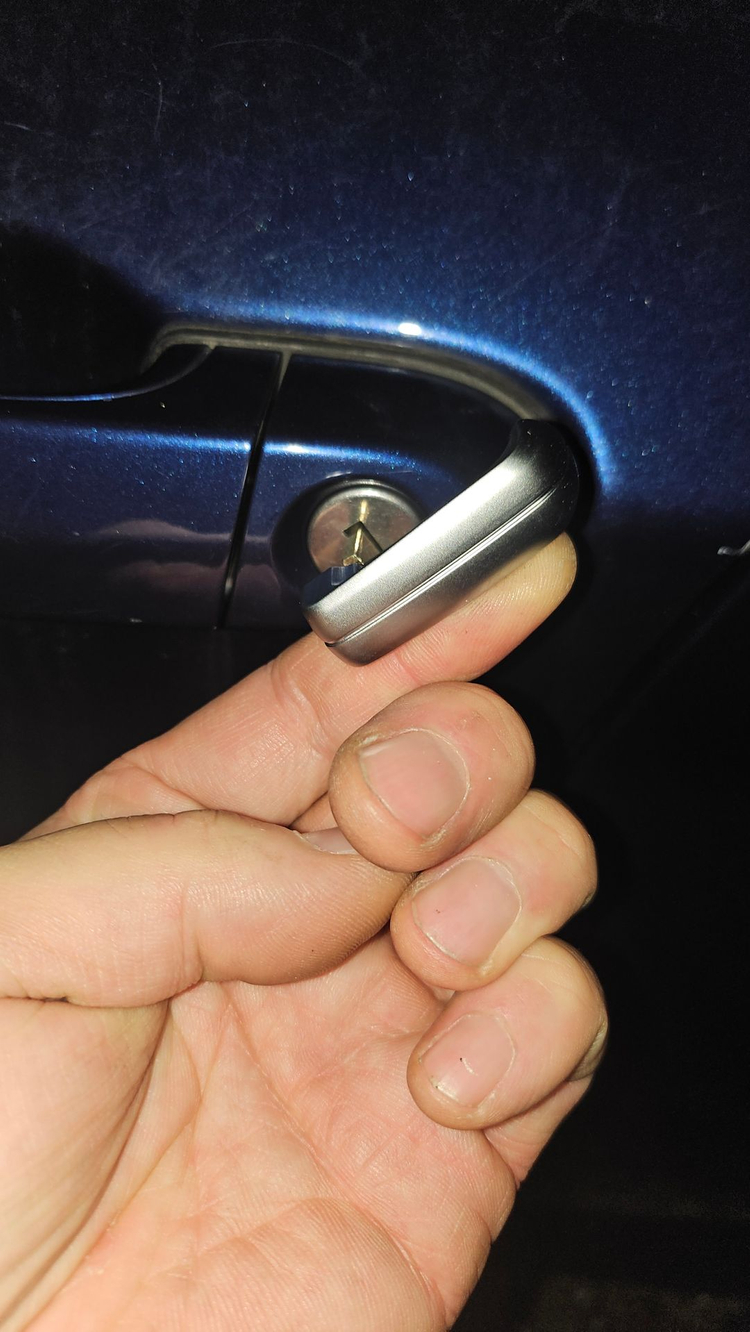 BMW 118d 분실 후 스마트키 2개 신규 제작 이미지