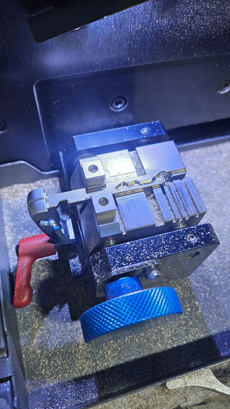 BMW 118d 분실 후 스마트키 2개 신규 제작 이미지