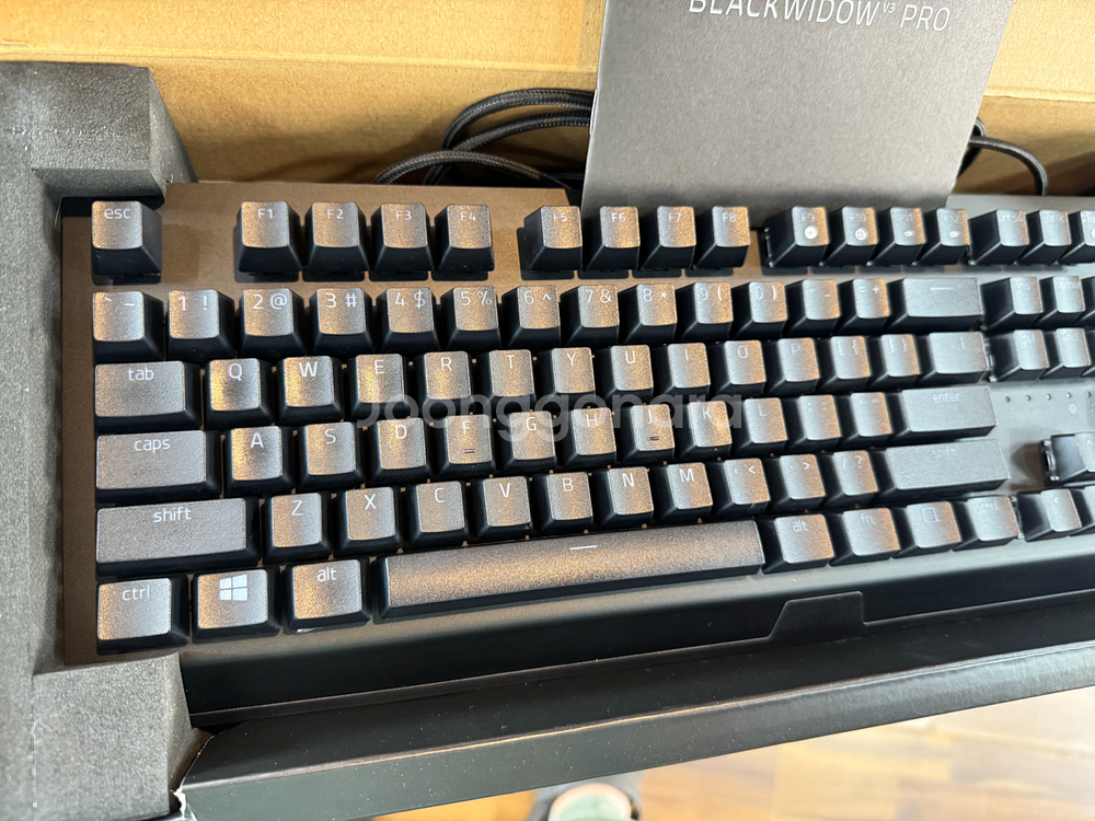 RAZER 블랙위도우 V3 PRO 키보드 팝니다--2
