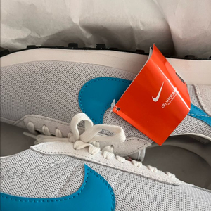 295 나이키 LD-1000 바스트 그레이 세일