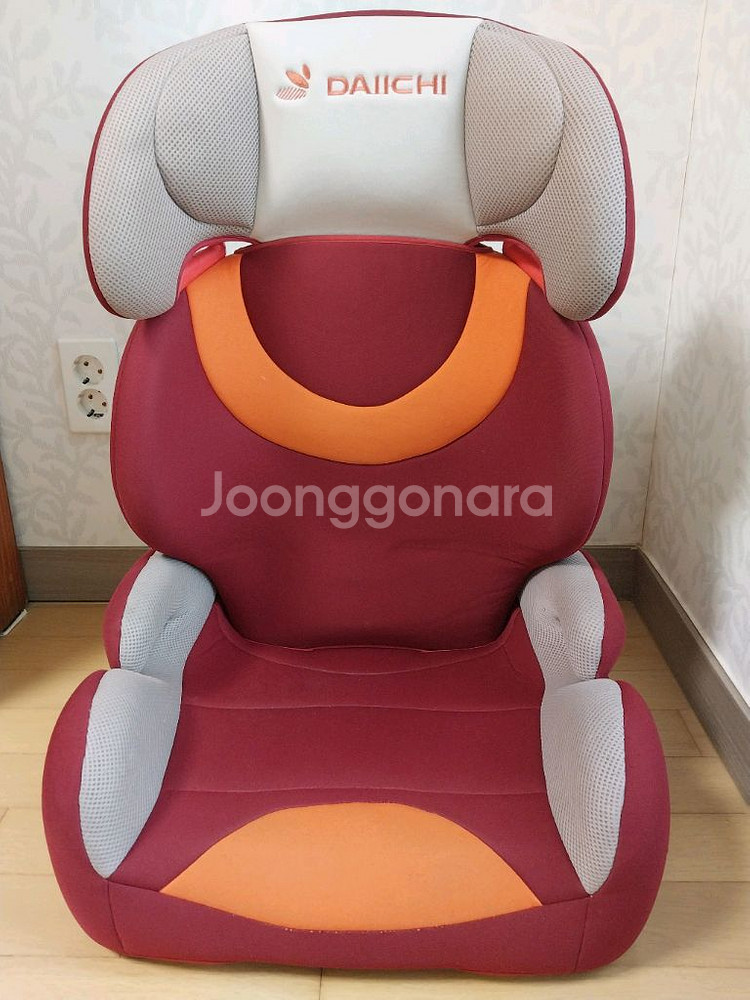 8천원 다이치 주니어카시트 (새방석 커버있음--0