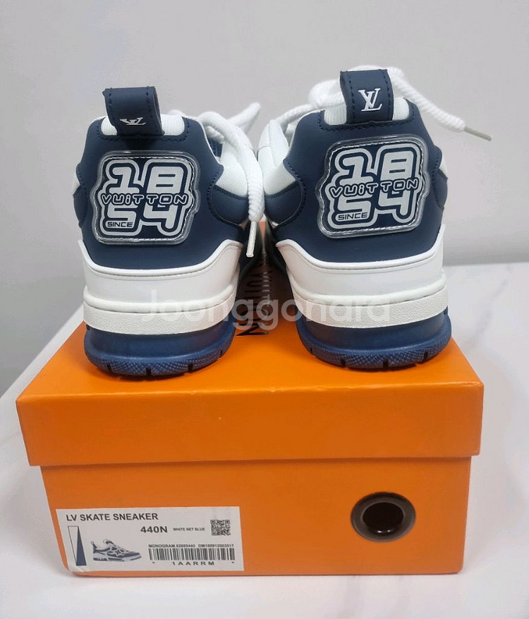 루이비통 LV 스케이트 스니커즈 마린--4