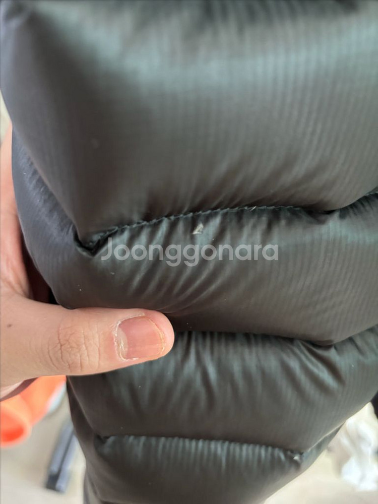 24 fw 산산기어 경량패딩 블랙--3