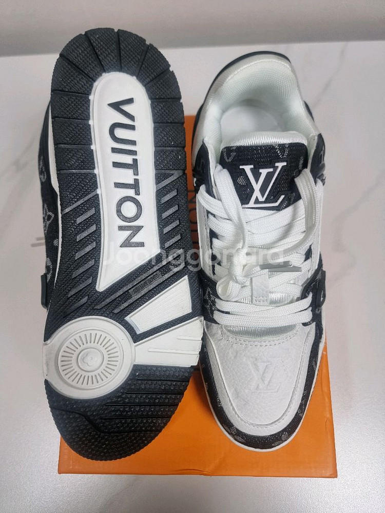 루이비통 LV 스케이트 스니커즈 마린--5