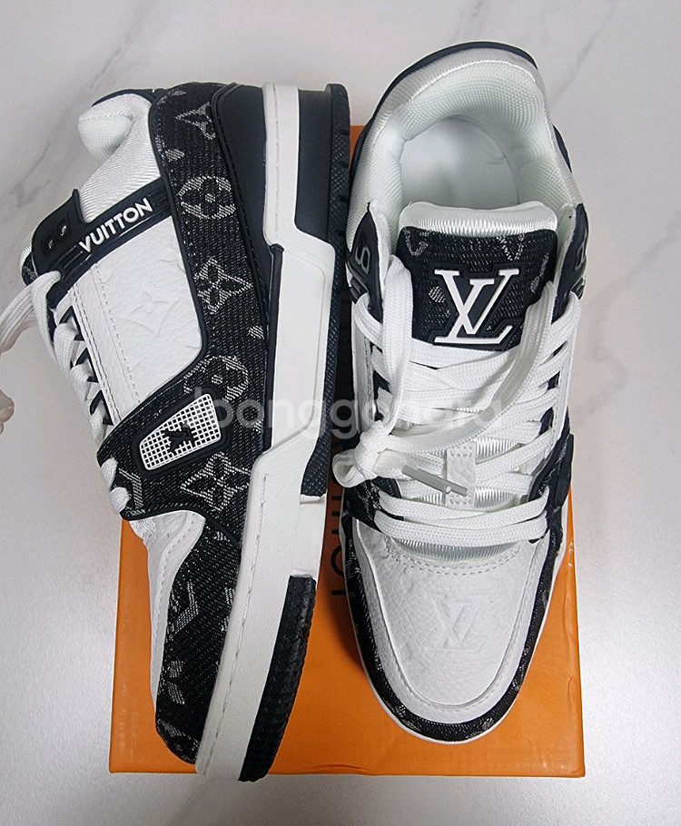 루이비통 LV 스케이트 스니커즈 마린--4