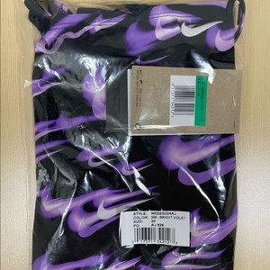 나이키 코멧스우시 컷아웃30