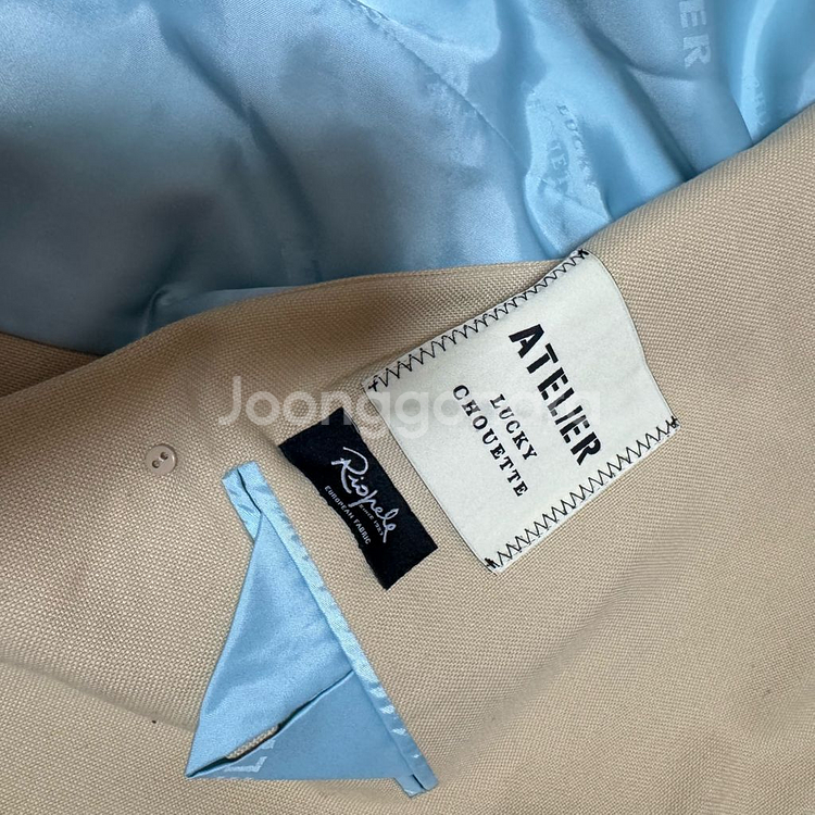럭키슈에뜨 아뜰리에 자켓--3