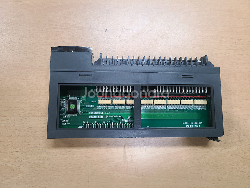 GLOFA PLC(G3Q-TR4A) D/O 모듈 5개--2