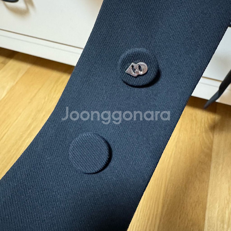 럭키슈에뜨 크롭 자켓--2