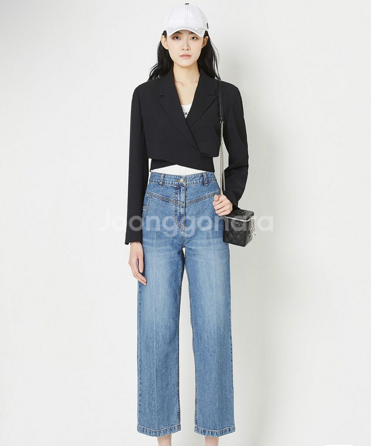 럭키슈에뜨 크롭 자켓--5