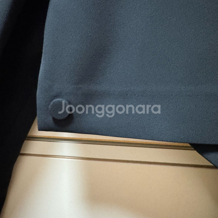 럭키슈에뜨 크롭 자켓--3