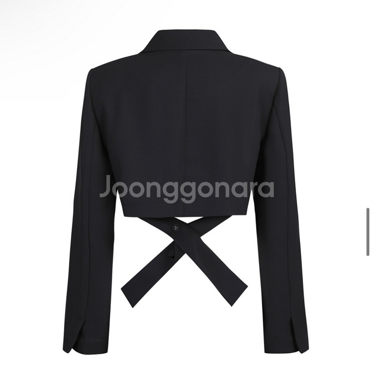 럭키슈에뜨 크롭 자켓--8