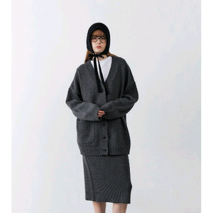 마론에디션 니트가디건 치마세트