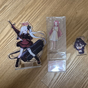 블루아카이브 키링,아크릴스탠드,맘스터치 콜라보