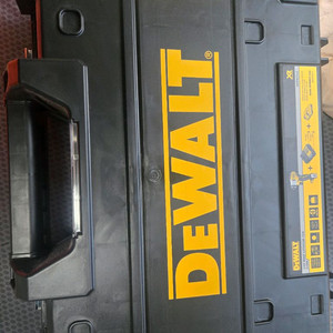 디월트 12v임팩드릴