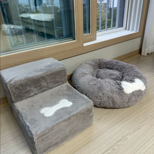 아페토방 강아지방석+계단 핍니다