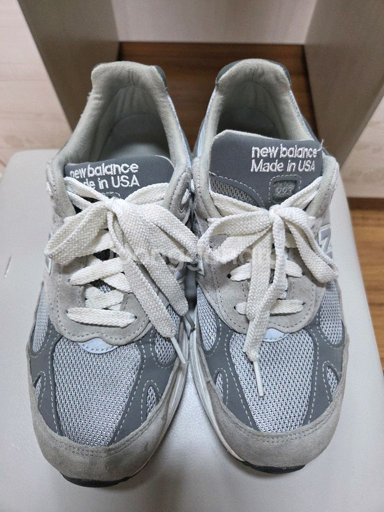 뉴발란스 993 255 사이즈 판매합니다--0