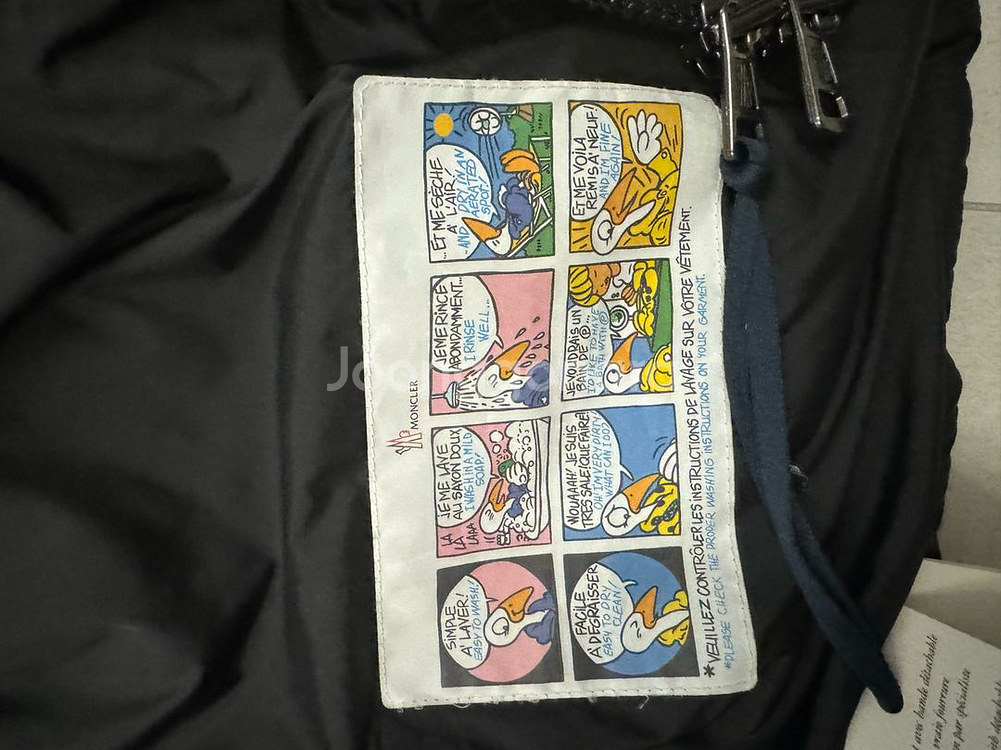 몽클레어 클루니 블랙 신품과 동일 팝니다--3