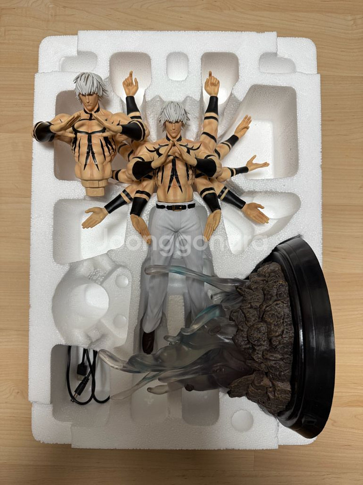 KOF 킹오파 오로치 피규어 판매--1