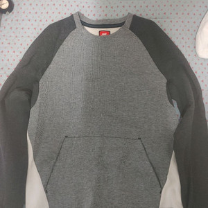 나이키 테크 맨투맨